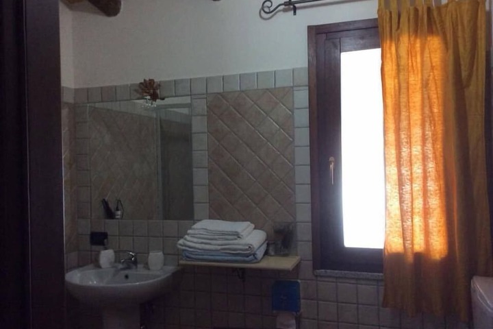 Room 19 of 34