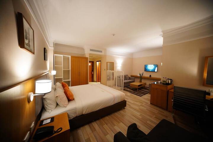 Room 58 of 163