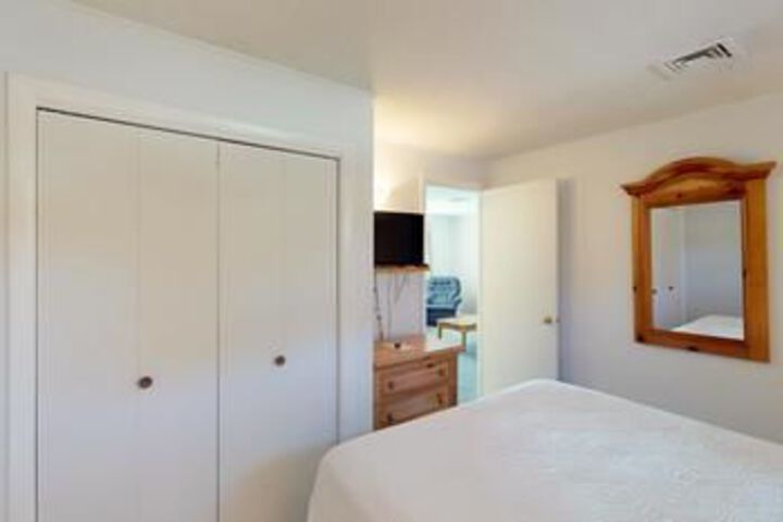 Room 47 of 171