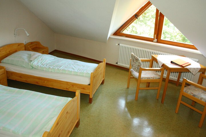 Room 11 of 53