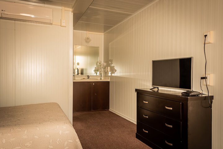 Room 10 of 39
