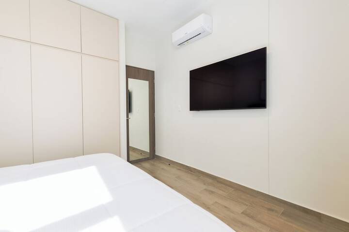 Room 18 of 94