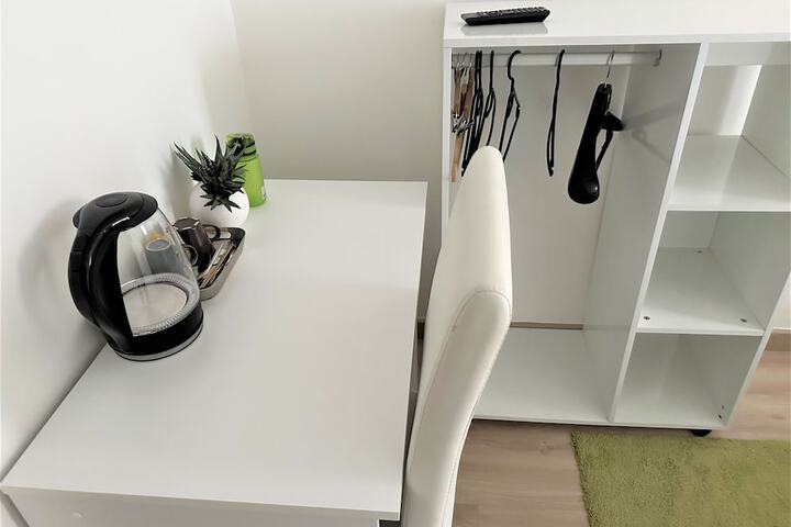 Room 35 of 52