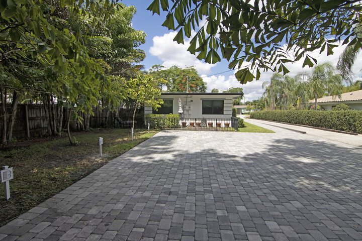 Property Grounds 40 of 52