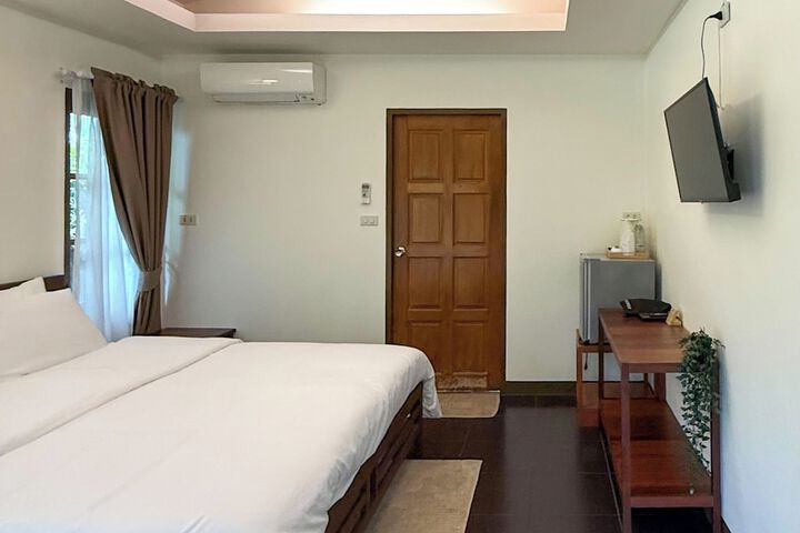 Room 11 of 44