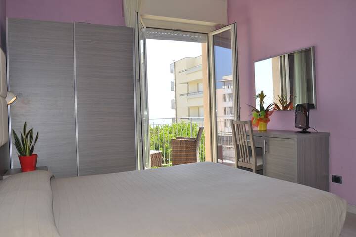 Room 2 of 13