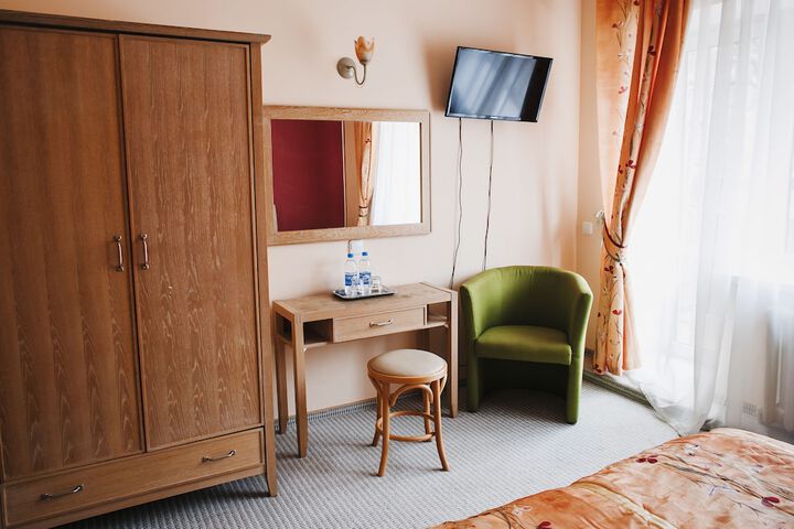 Room 37 of 89