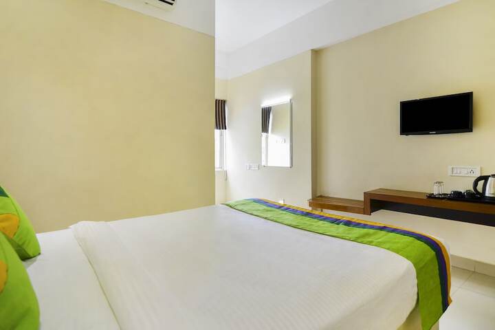 Room 21 of 49