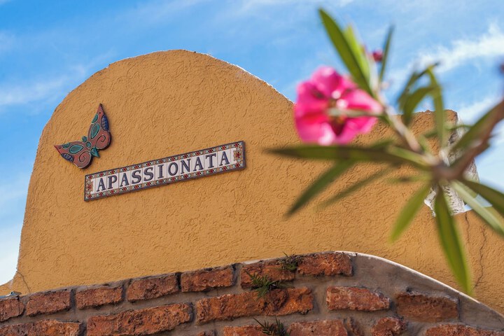 Hotel Exterior 231 of 278
