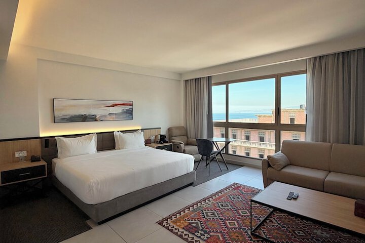 Room 18 of 41