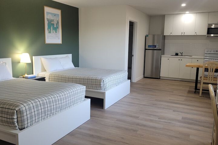 Room 8 of 29