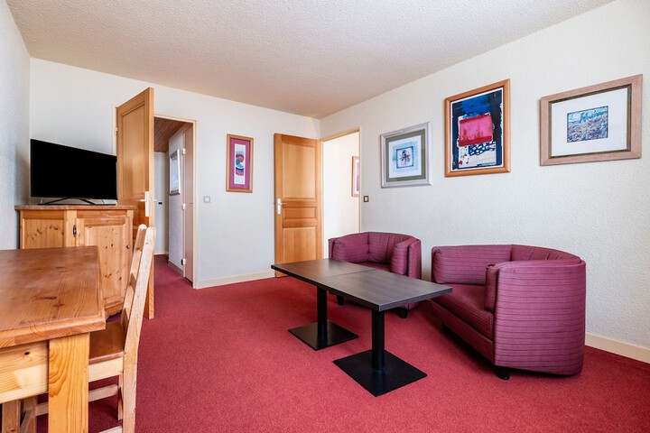 Room 6 of 54