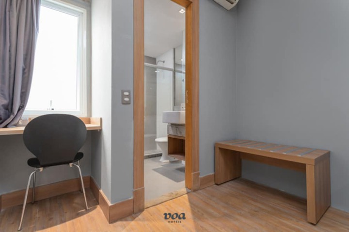 Room 8 of 29