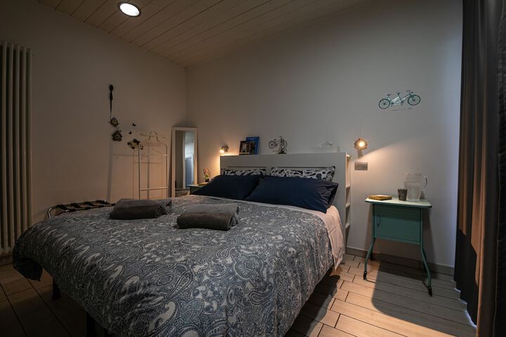 Room 28 of 141