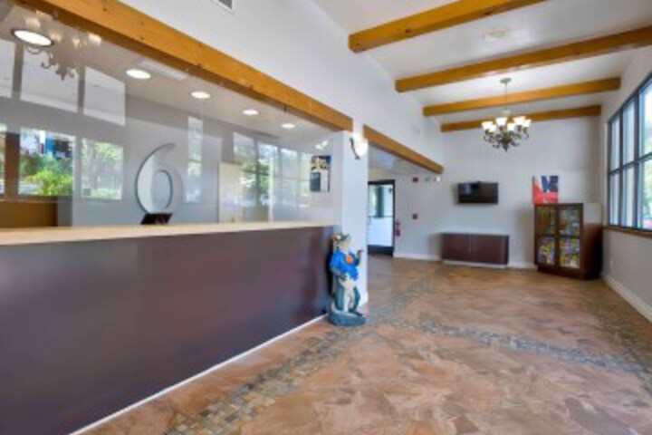 Hotel Interior 4 of 40