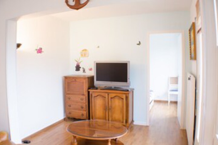 Room 5 of 13