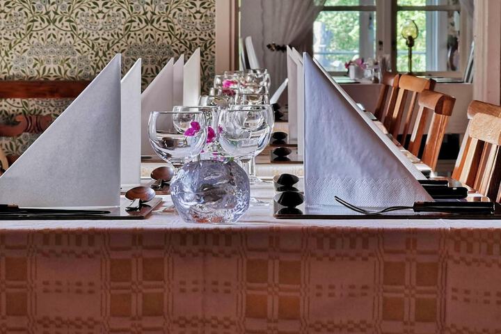 Dining 13 of 40