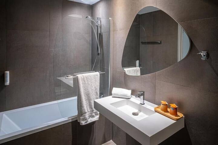 Bath Interior