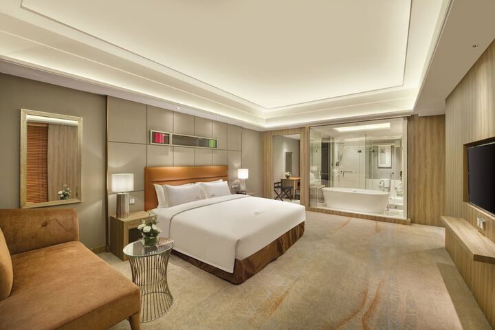 Room 20 of 138