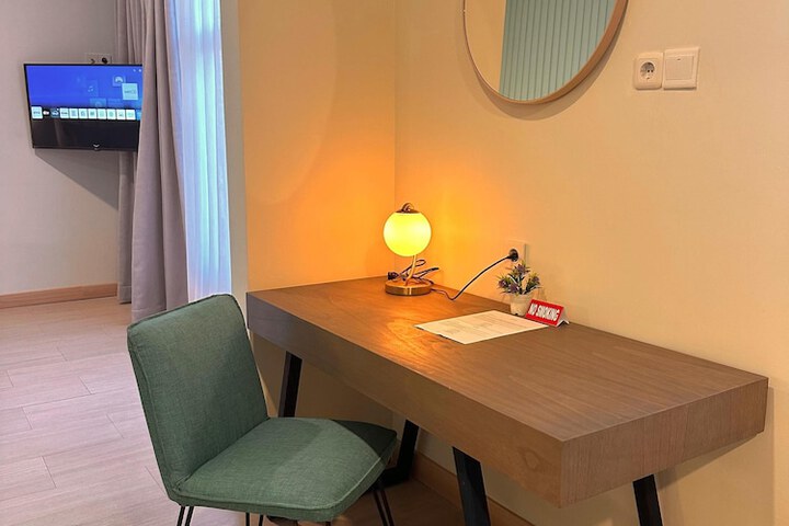 Room 25 of 49