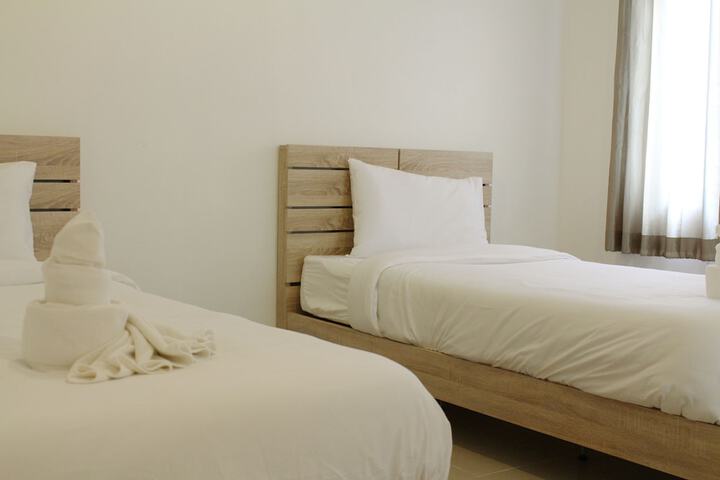 Room 16 of 65