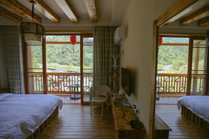 Room 16 of 47