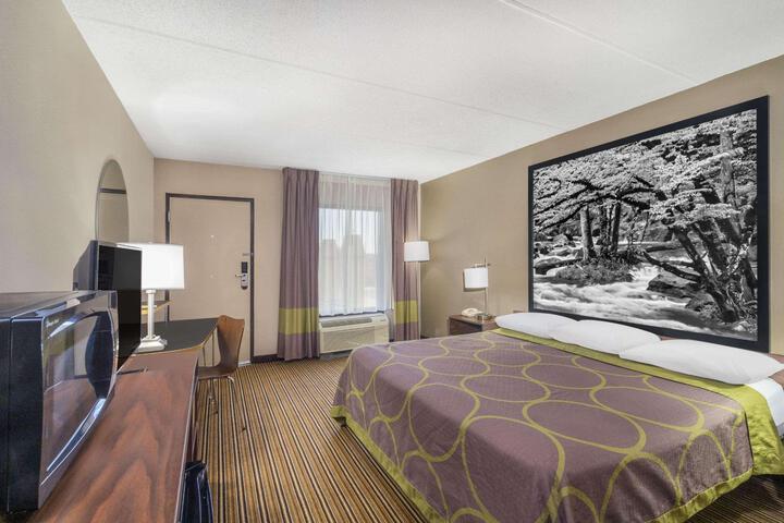 2 Queen Beds (3 of 6)