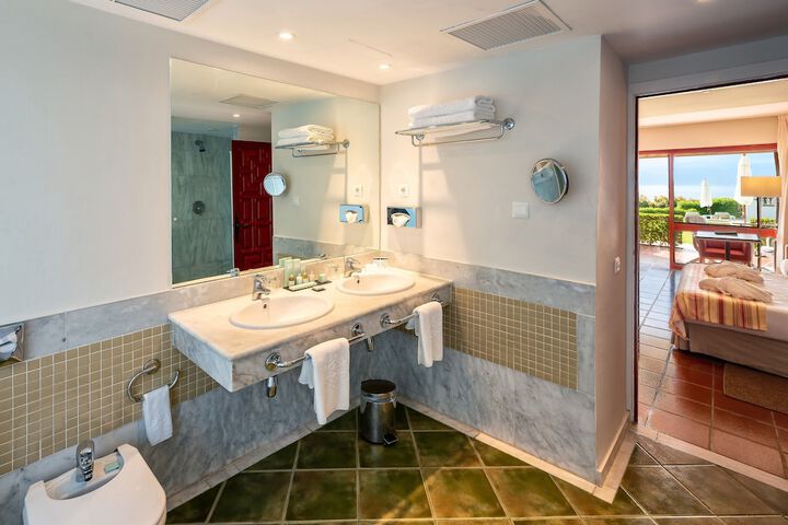Clean Restrooms