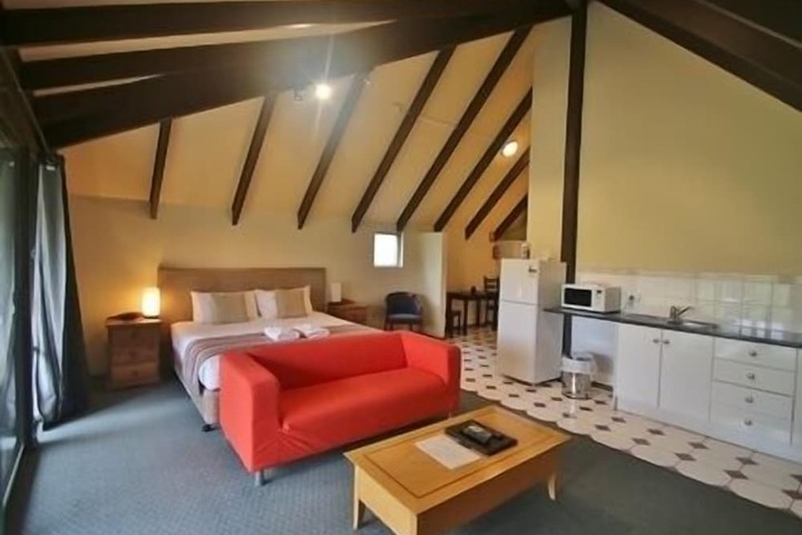 Room 9 of 41