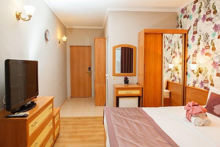 Room 55 of 158