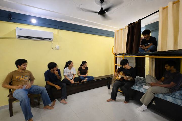 Room 36 of 64