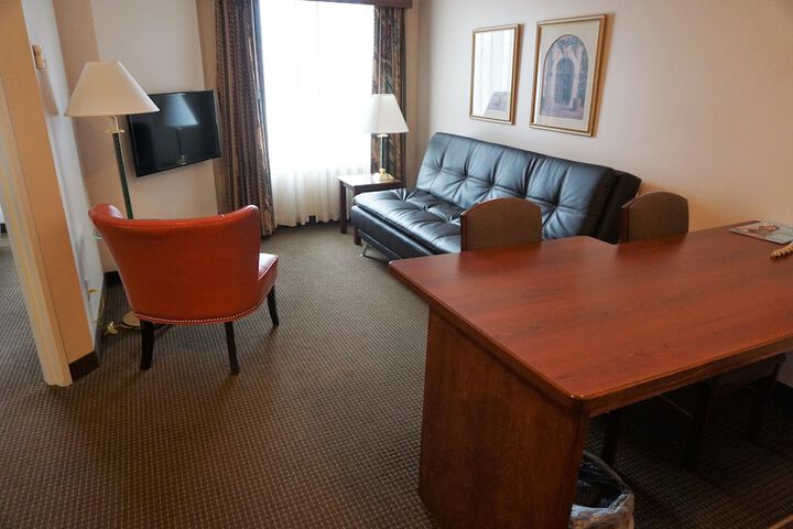 1 Bedroom Suite Queen Bed (9 of 26)