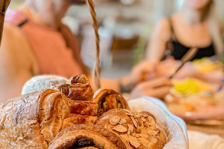Breakfast/Coffee Service 112 of 166