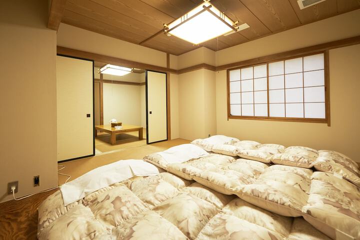 Room 18 of 31