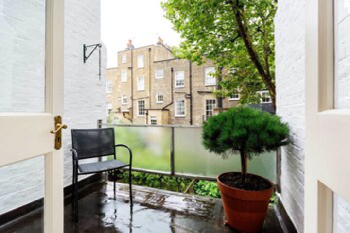 Terrace/Patio 2 of 17