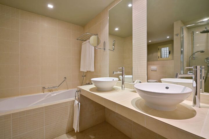 Bath Photo