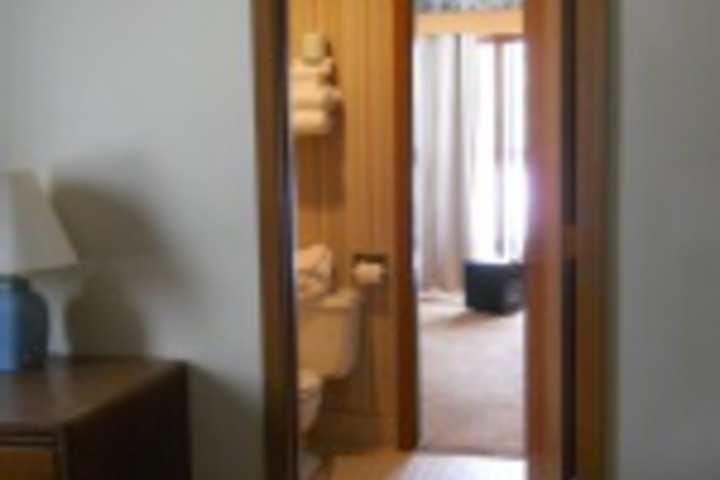 Room 114 of 348