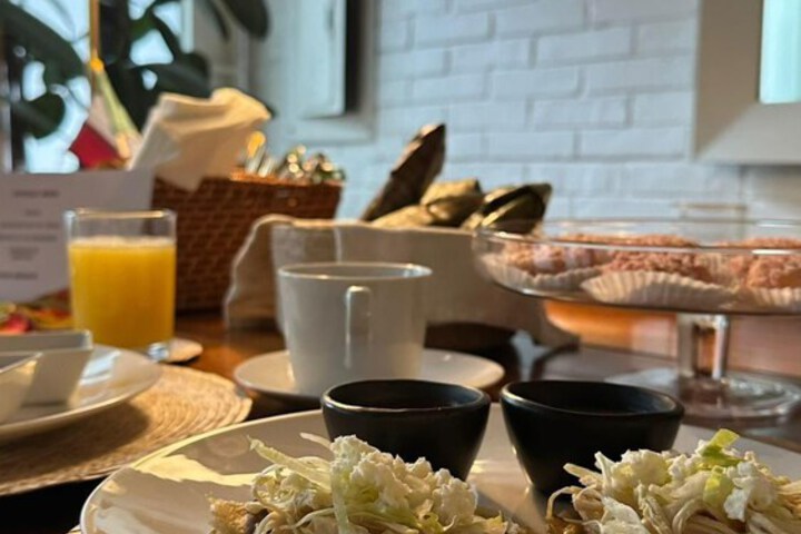 Breakfast/Coffee Service 95 of 103