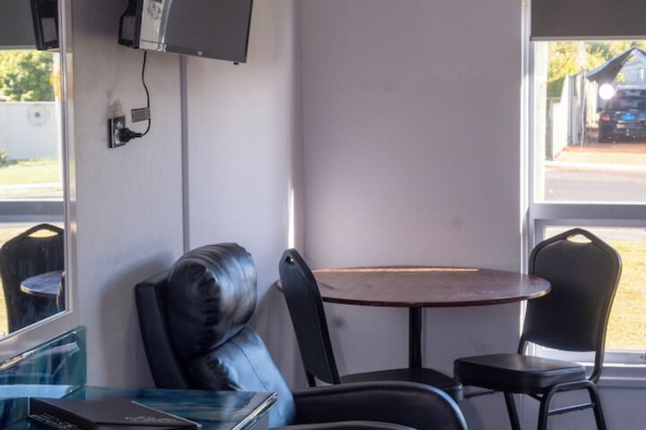Room 33 of 103