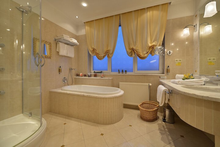 Bath Photo