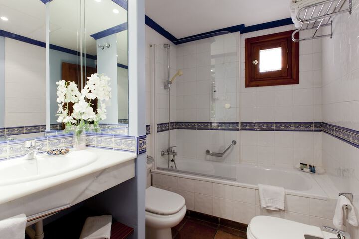 Bathroom Interior Photo