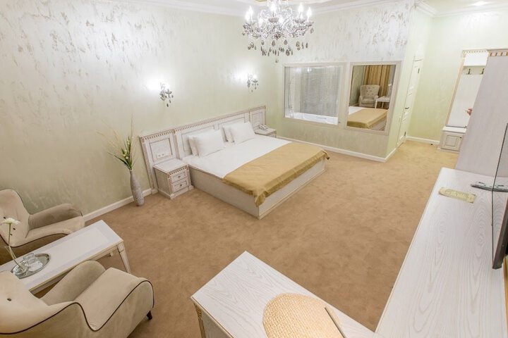 Room 14 of 52