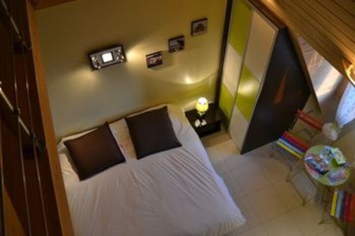 Room 26 of 74