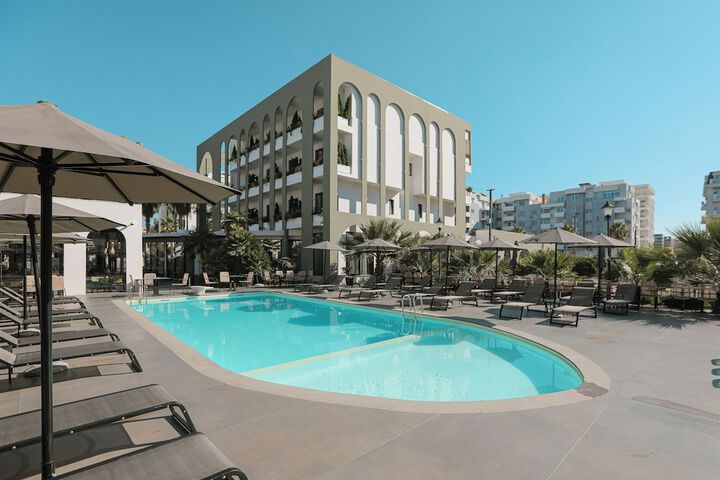 Hotel 106 of 112