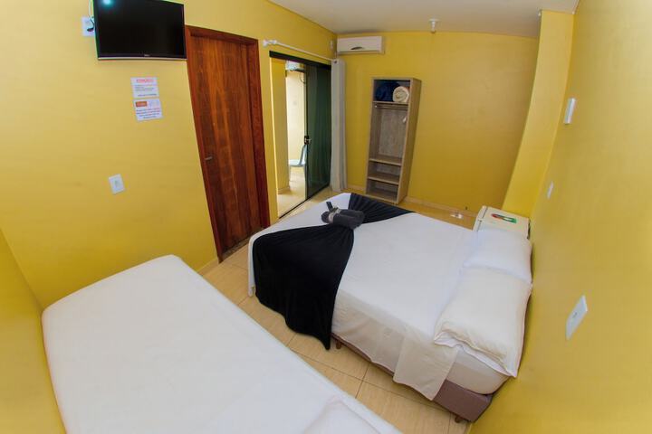 Room 8 of 36