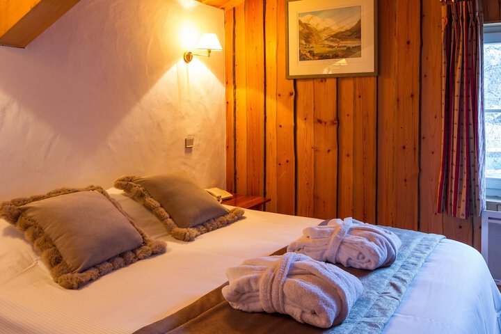 Room 4 of 94