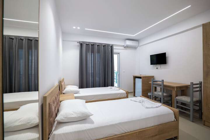 Room 48 of 81