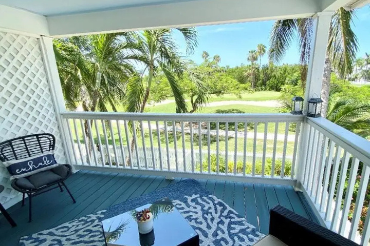 Terrace/Patio 2 of 3