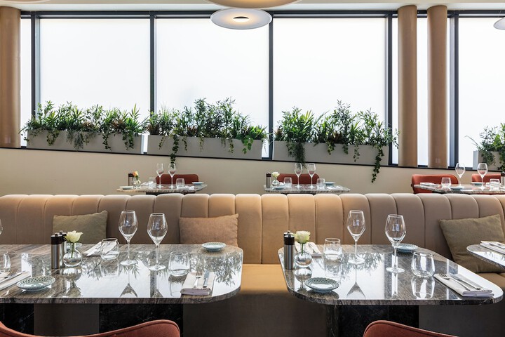 Dining 67 of 152
