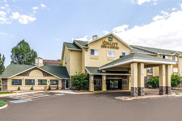 Hotel Entry